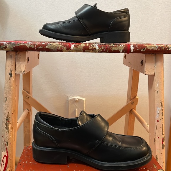 2/$18 Kenneth Cole Black Leather Fast Cash 2 Toddler Dress Shoe Size 12 - Picture 3 of 16